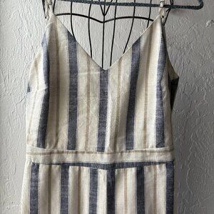 Romper with back tie and pockets